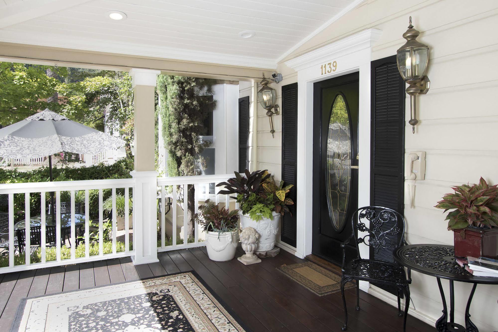 Embrace Calistoga Bed & Breakfast Exterior photo